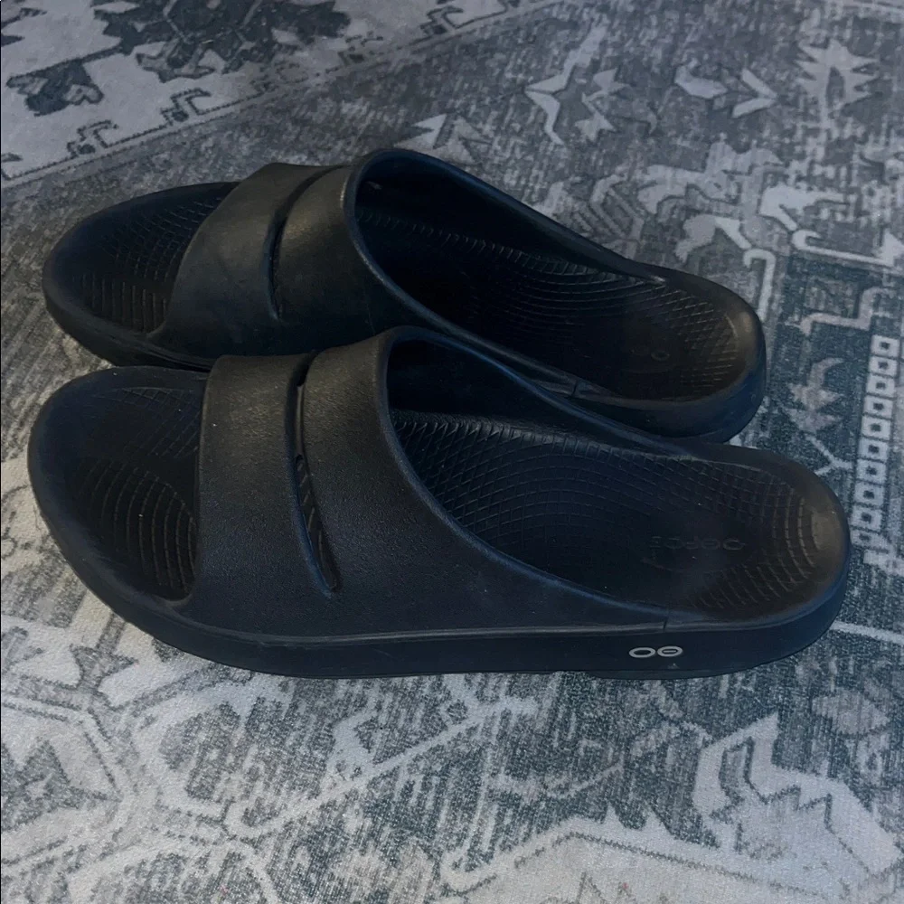 OOFOS unisex-adult black Ooahh recovery Slide Men’s size 11